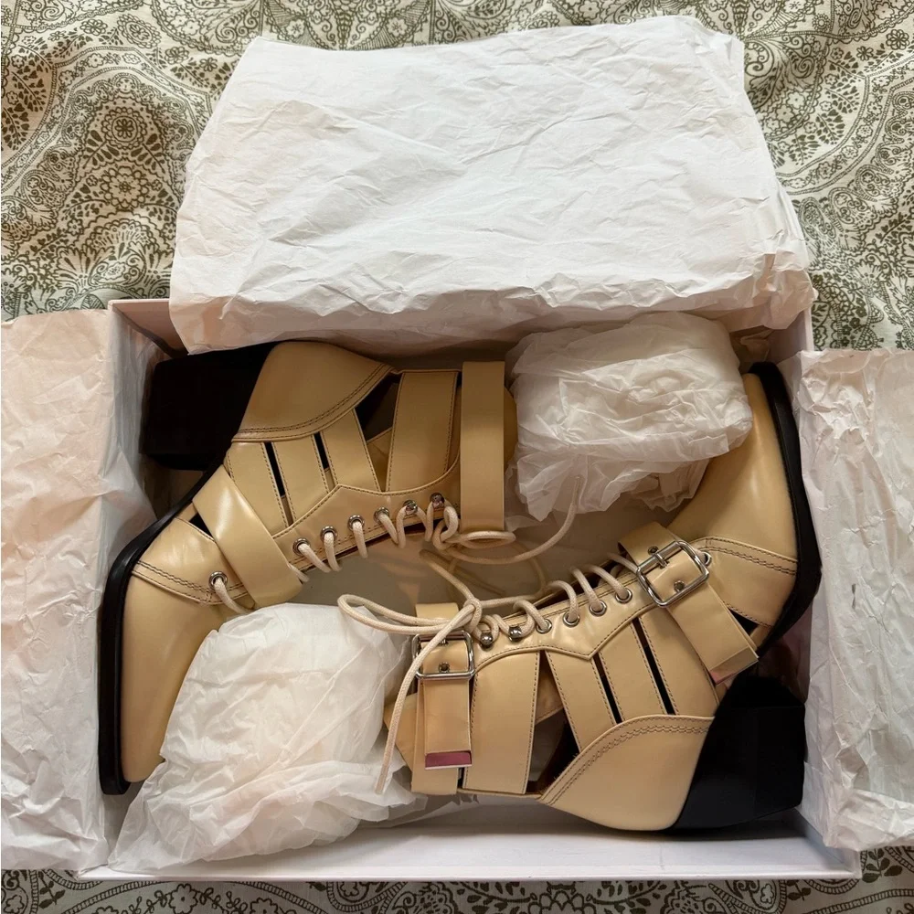 Chloe Rylee Boots NEW - Picture 7 of 9